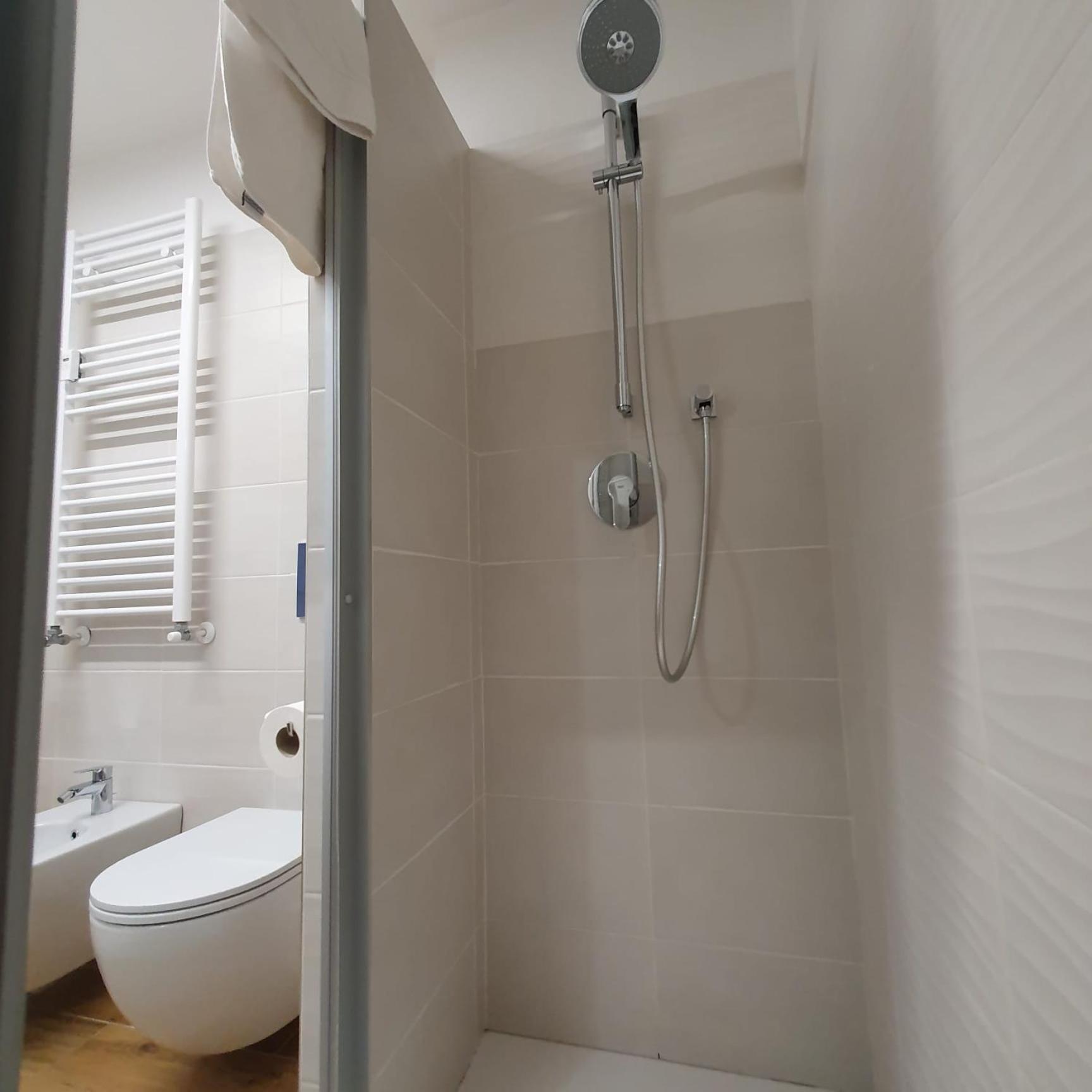 Bnbutler - Grasselli, 8 - Comfy And Newly Renovated Leilighet Milano Eksteriør bilde